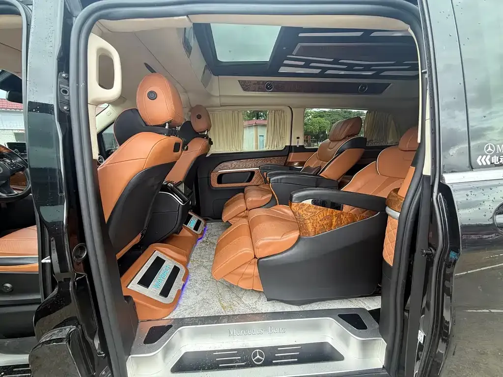 Mercedes-Benz V-Class 2021 из CN, фото 10