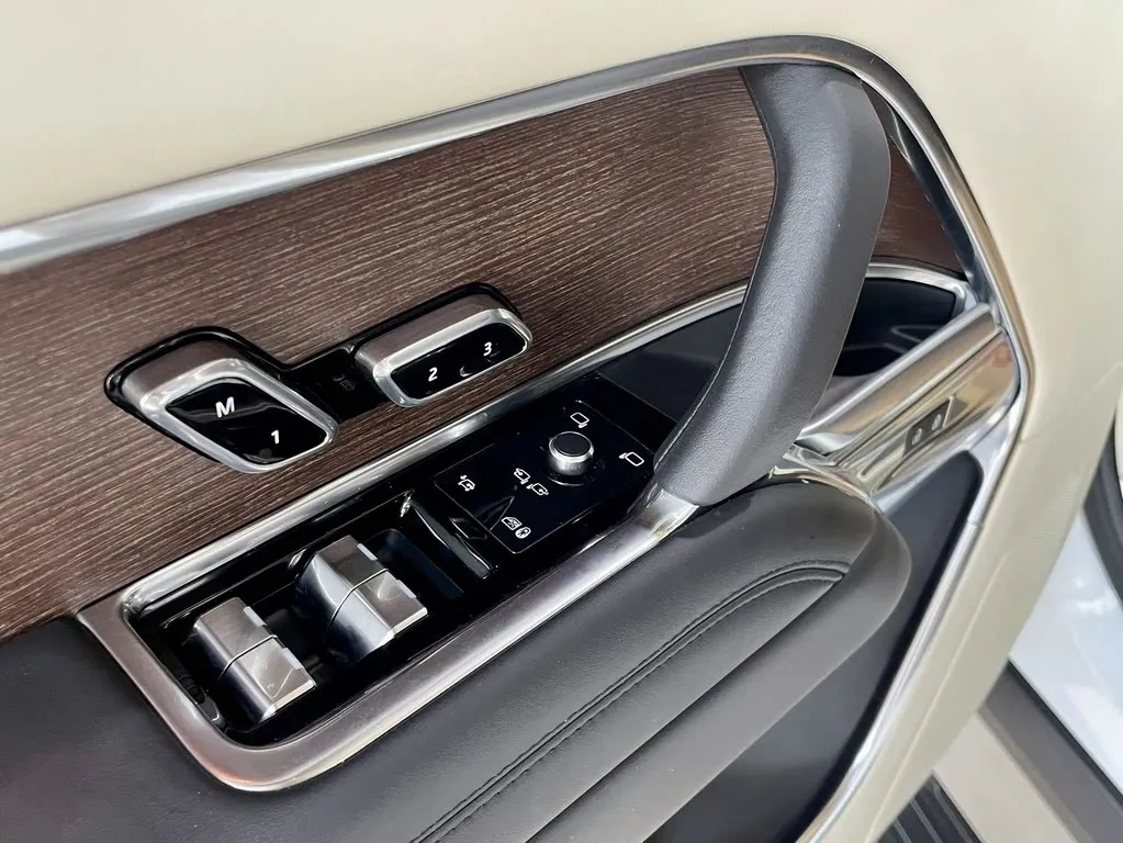 Land Rover Range Rover — фото 10