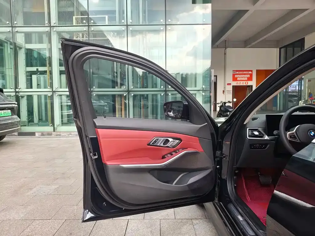 BMW i3 — фото 9