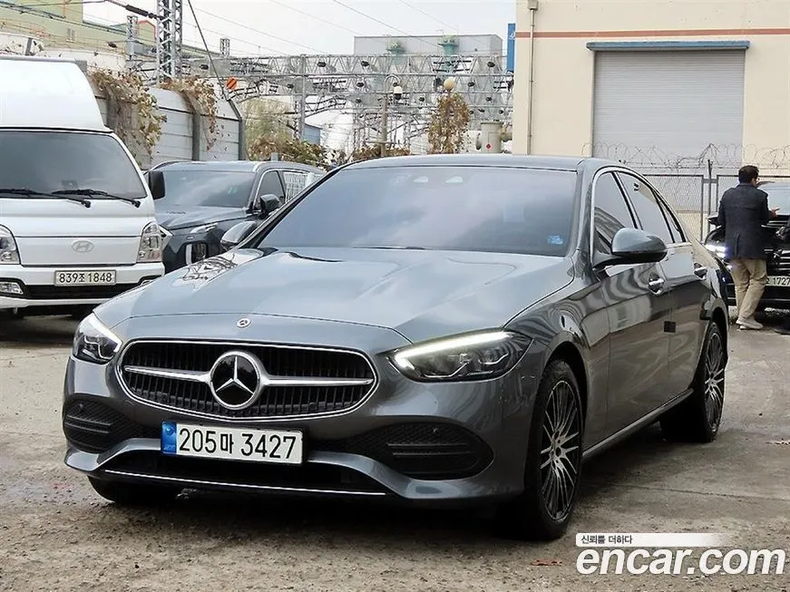 Mercedes-Benz C-Class 2022 из KR, фото 2