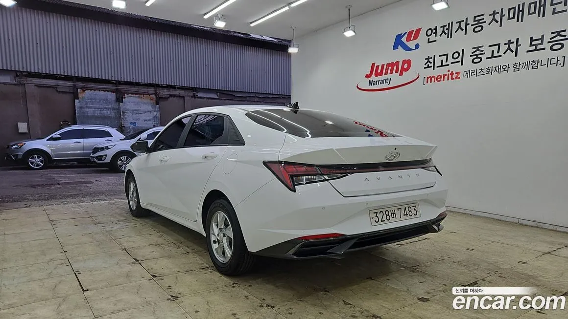 Hyundai AVANTE 2021 из KR, фото 2