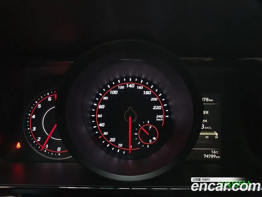 Hyundai AVANTE 2021 из KR, фото 8