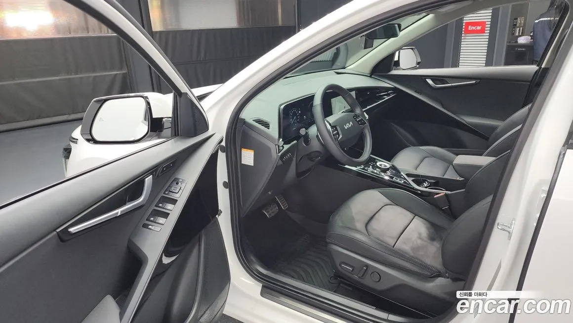 Kia Niro 2023 из KR, фото 10