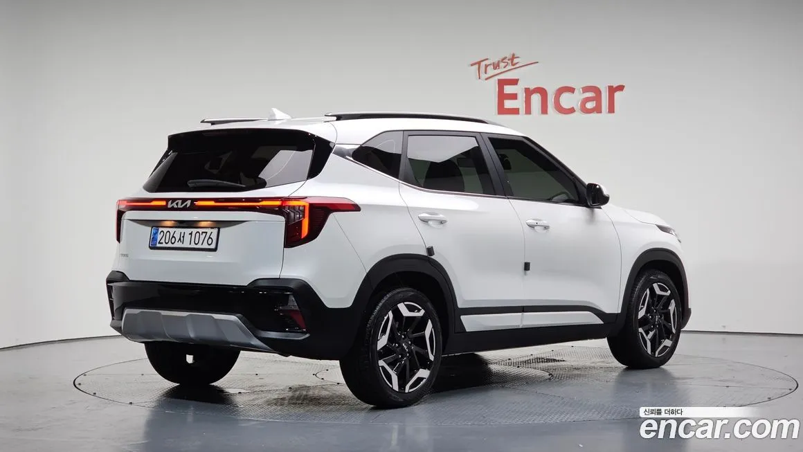 Kia Seltos 2024 из KR, фото 2