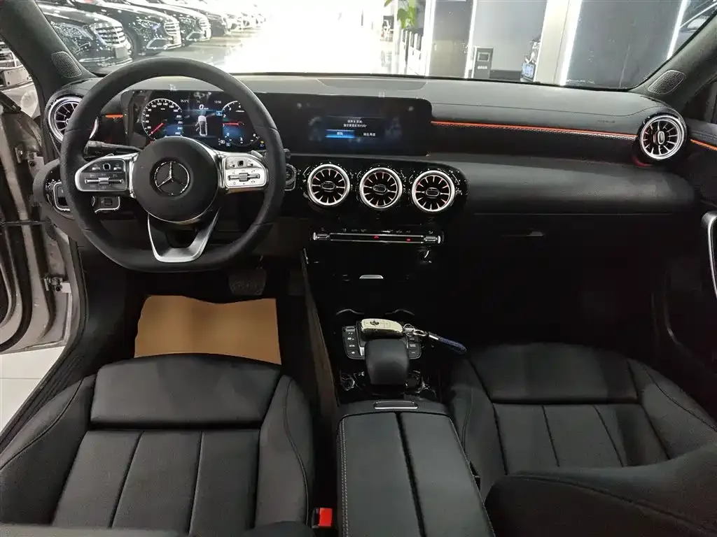 Mercedes-Benz A-Class 2022 из CN, фото 10