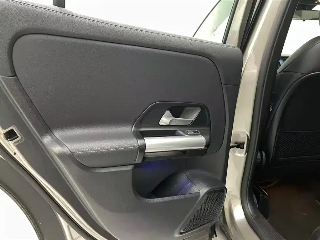 Mercedes-Benz GLA 2023 из CN, фото 10