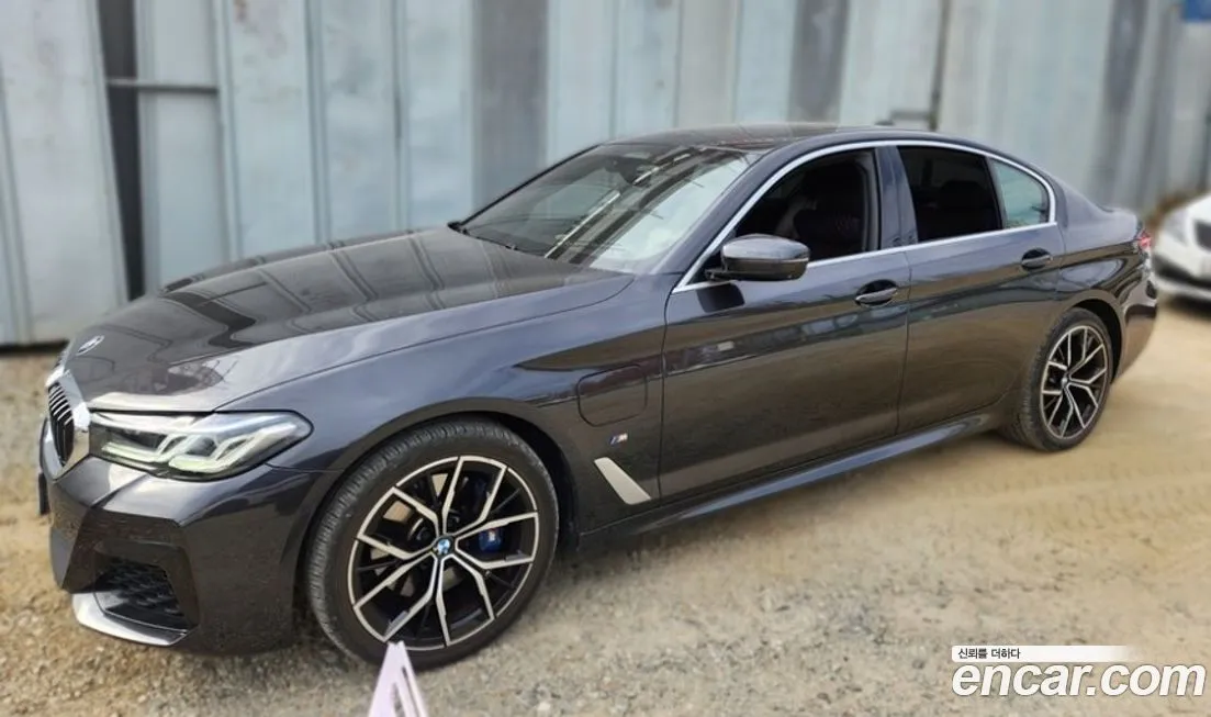 BMW 5-Series 2021 из KR, фото 2