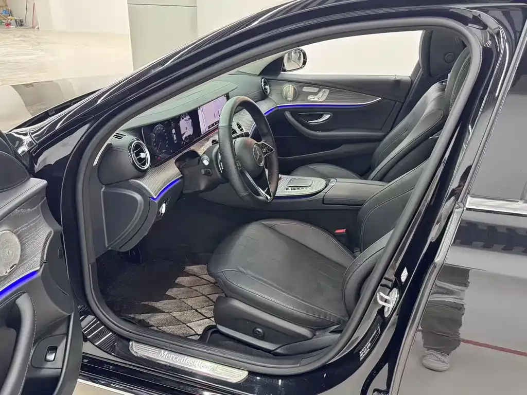 Mercedes-Benz E-Class 2023 из CN, фото 6
