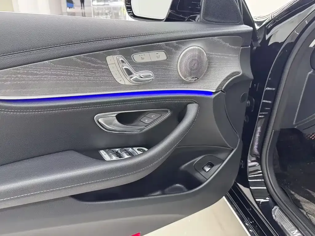 Mercedes-Benz E-Class 2023 из CN, фото 7