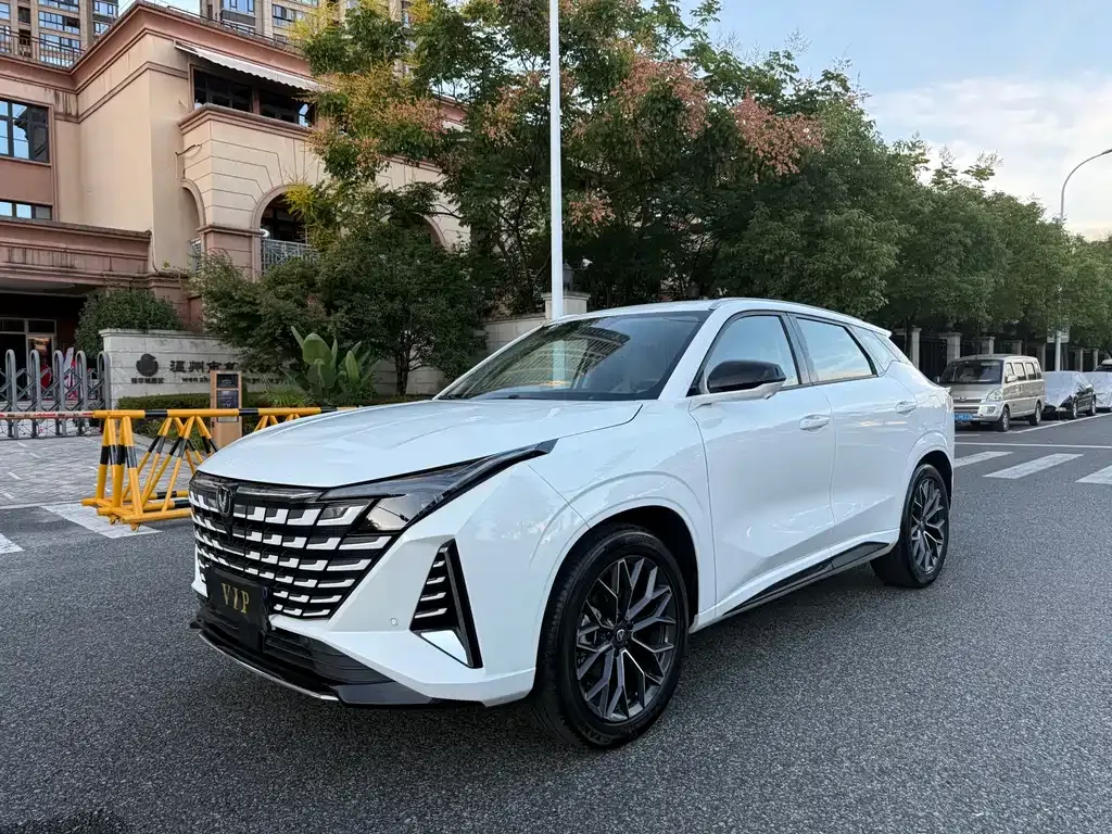 Changan UNI-Z 2024 из CN, фото 1