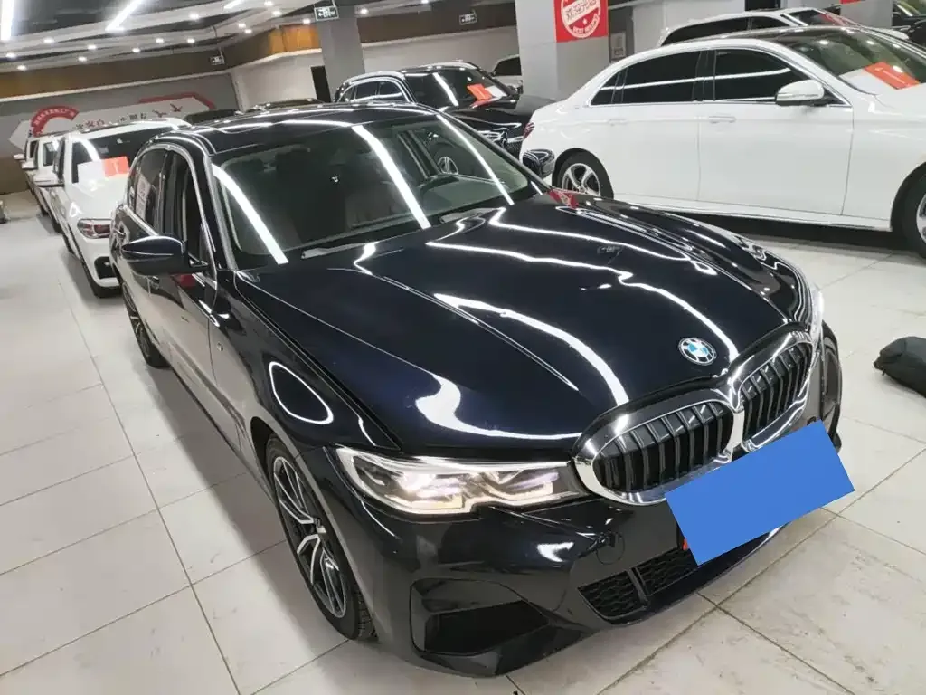 BMW 3 Series 2022 из CN, фото 2