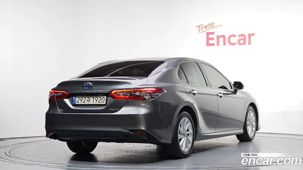 Toyota Camry 2024 из KR, фото 2