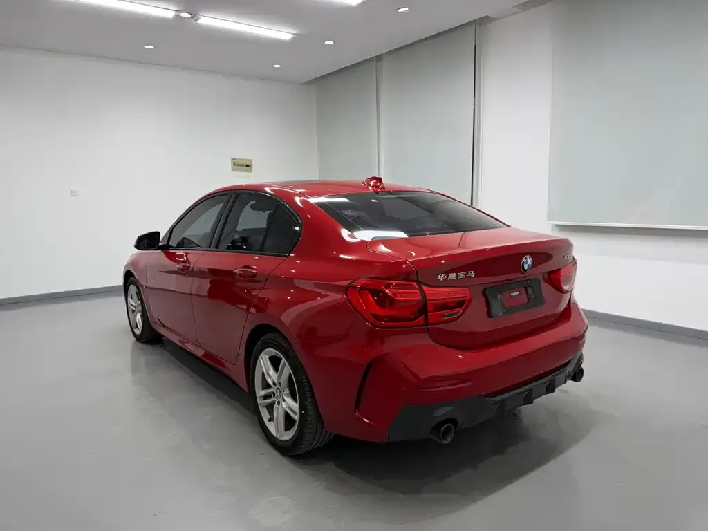 BMW 1 Series 2022 из CN, фото 6
