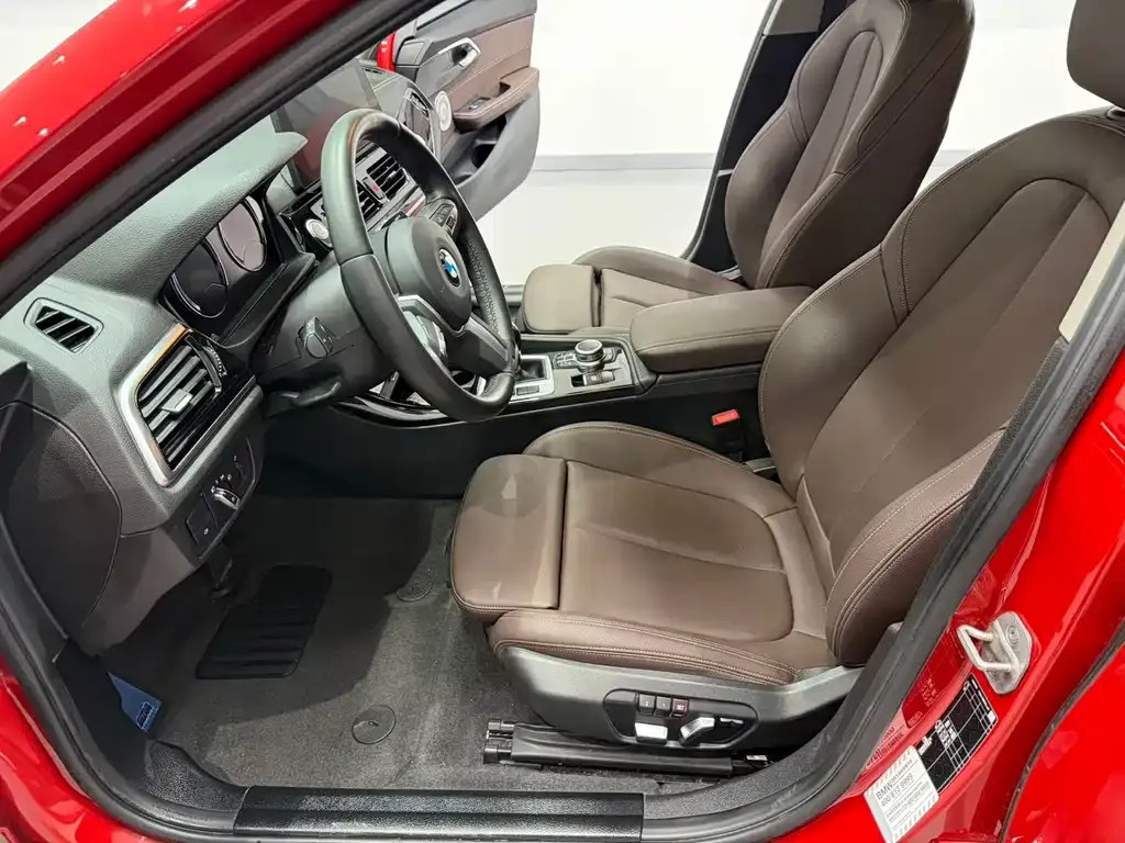 BMW 1 Series 2022 из CN, фото 8
