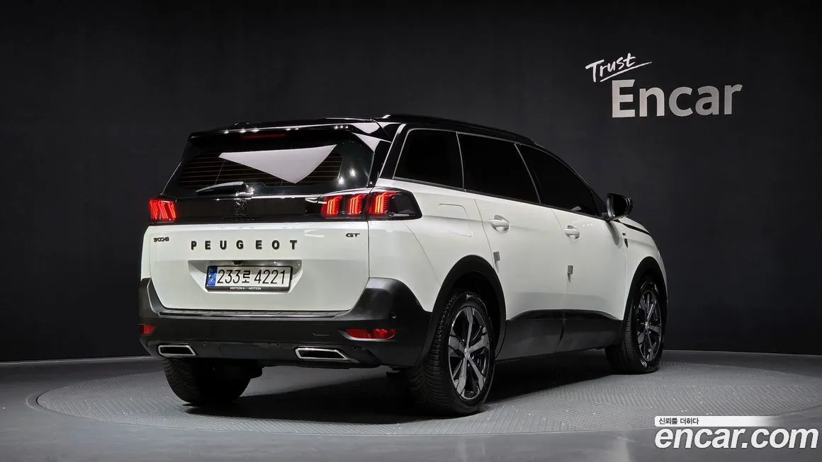 Peugeot 5008 2022 из KR, фото 2