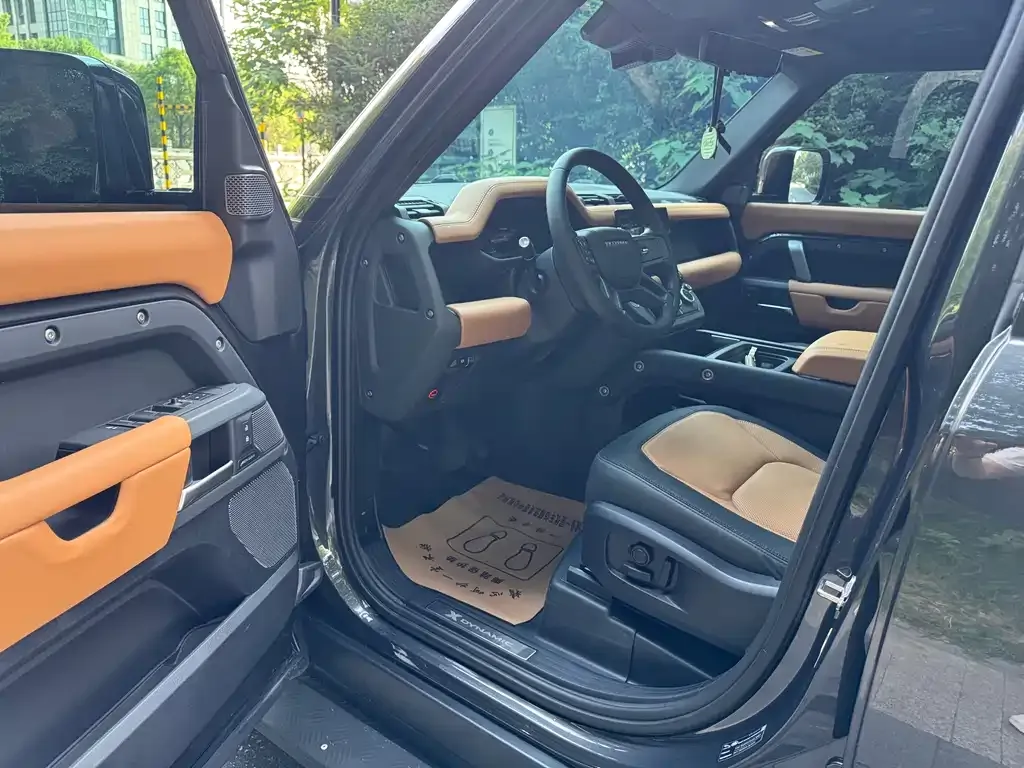 Land Rover Defender — фото 5