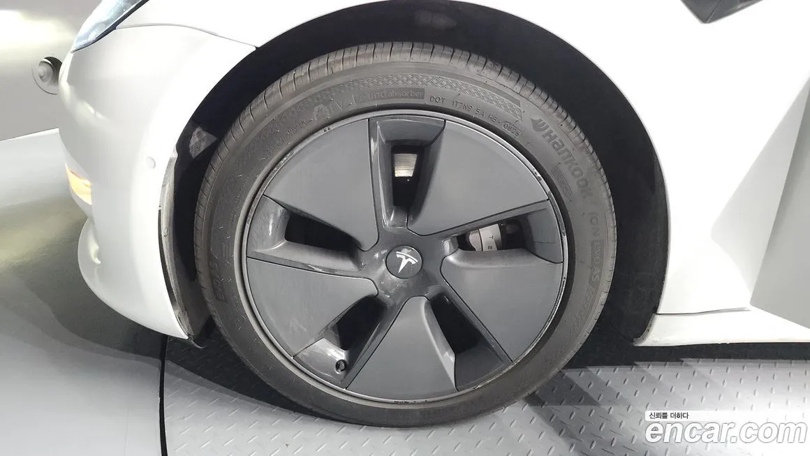 Tesla Model 3 2021 из KR, фото 5