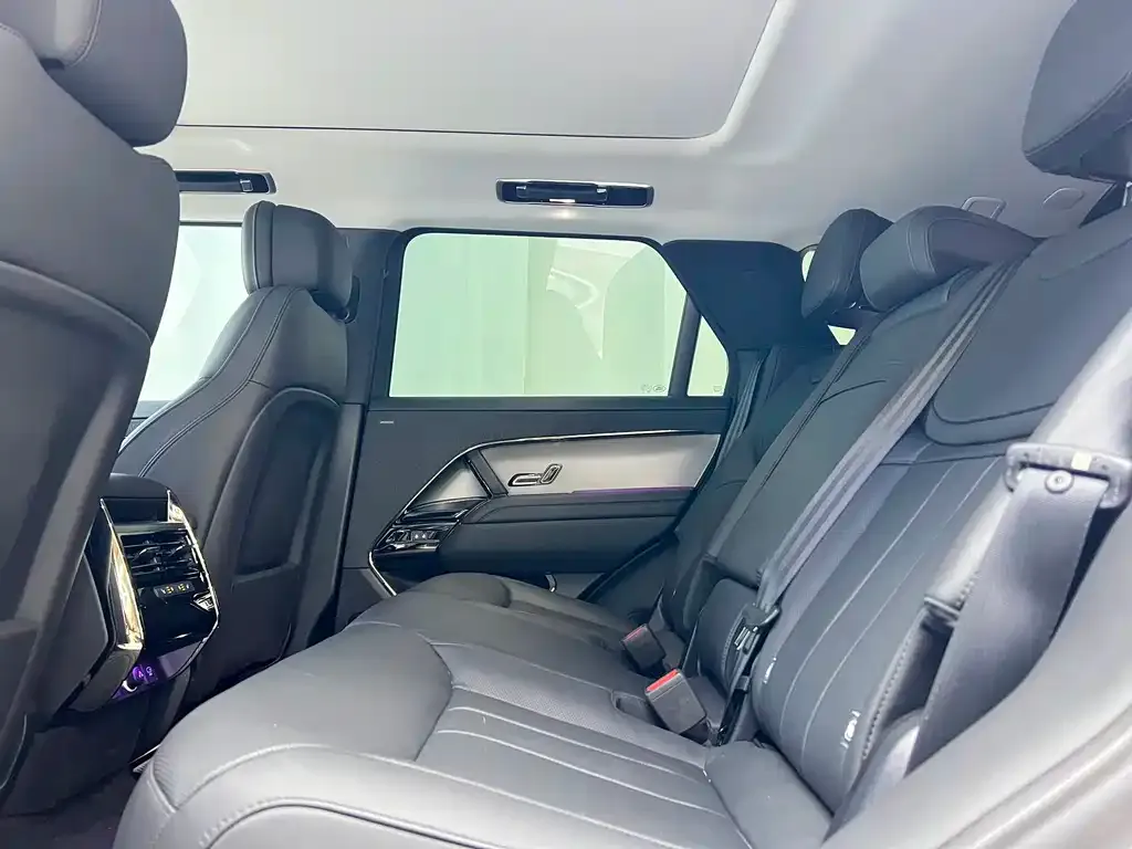 Land Rover Sport 2024 из CN, фото 6