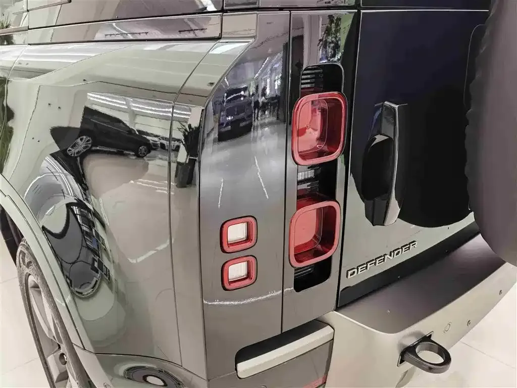 Land Rover Defender 2025 из CN, фото 6