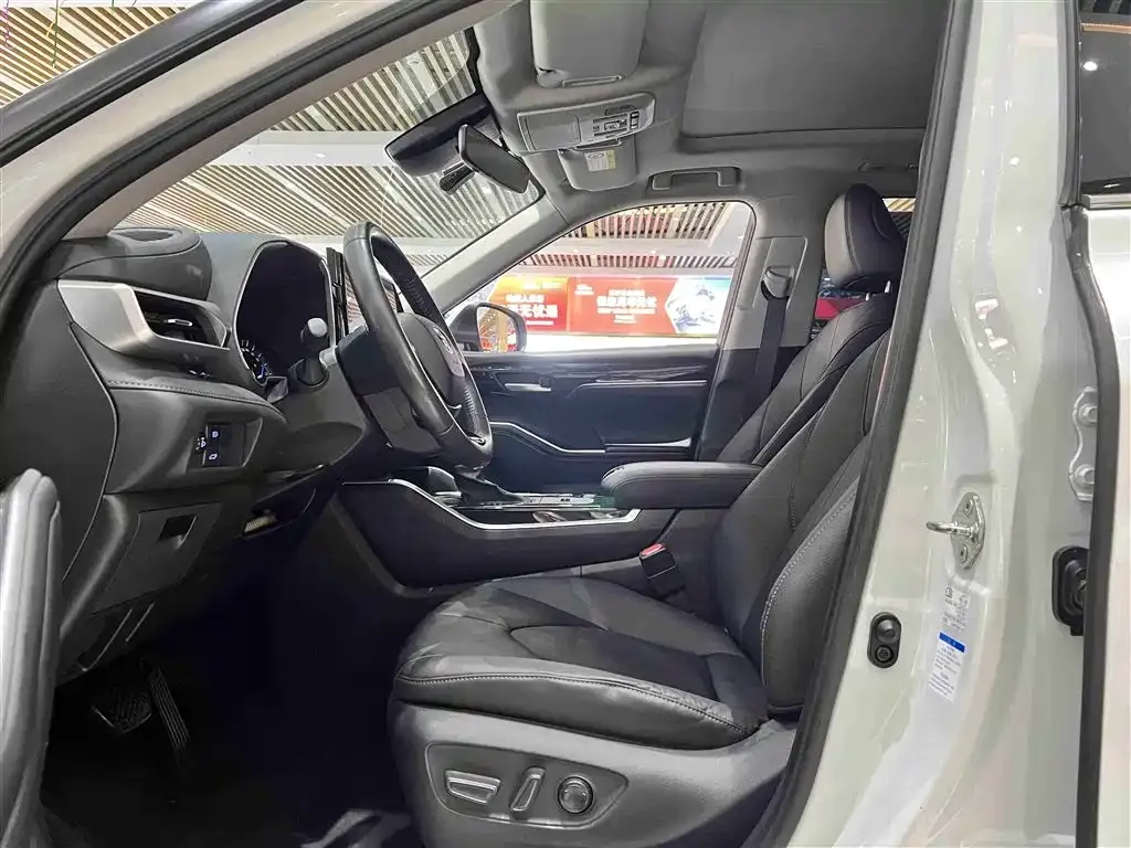 Toyota Highlander 2022 из CN, фото 10