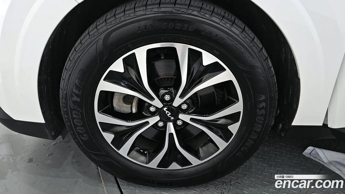 Kia Carnival 2023 из KR, фото 5