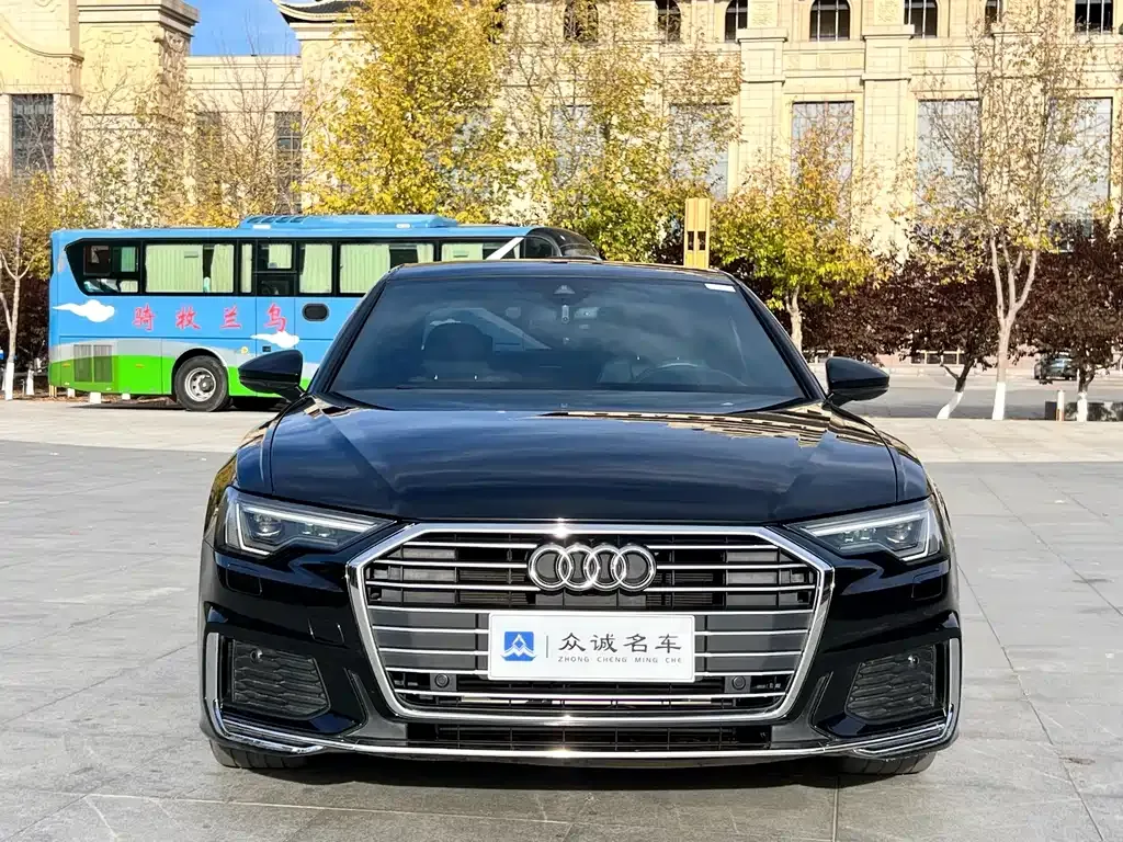 Audi A6L — фото 2