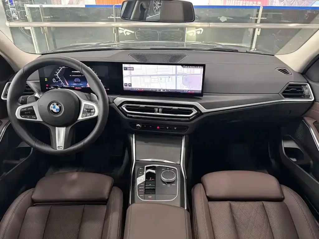 BMW 3 Series 2024 из CN, фото 9