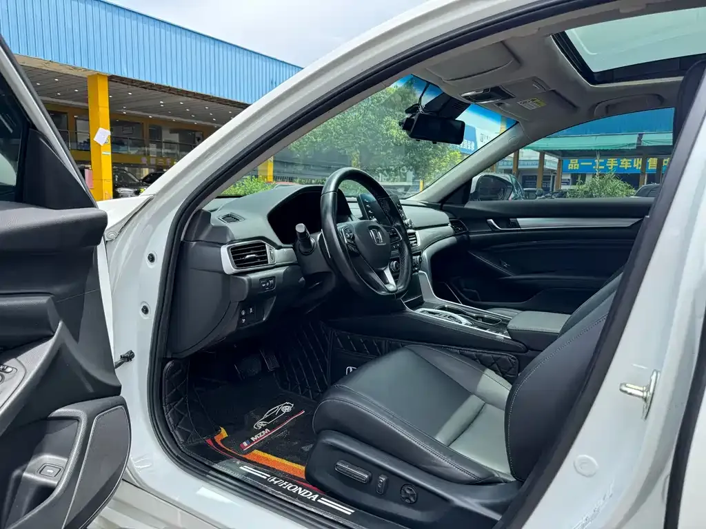 Honda Accord 2021 из CN, фото 10