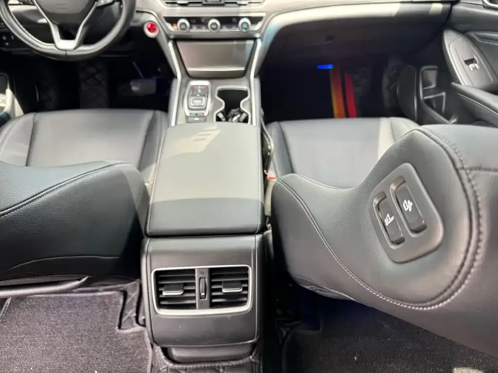 Honda Accord 2021 из CN, фото 9