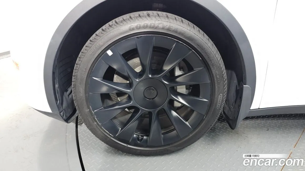 Tesla Model Y 2022 из KR, фото 5
