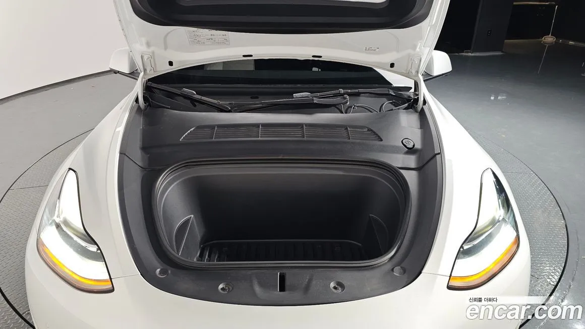 Tesla Model Y 2022 из KR, фото 6