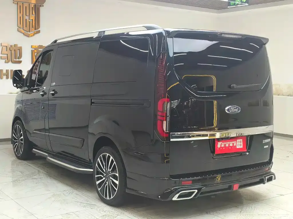 Ford Tourneo 2024 из CN, фото 6