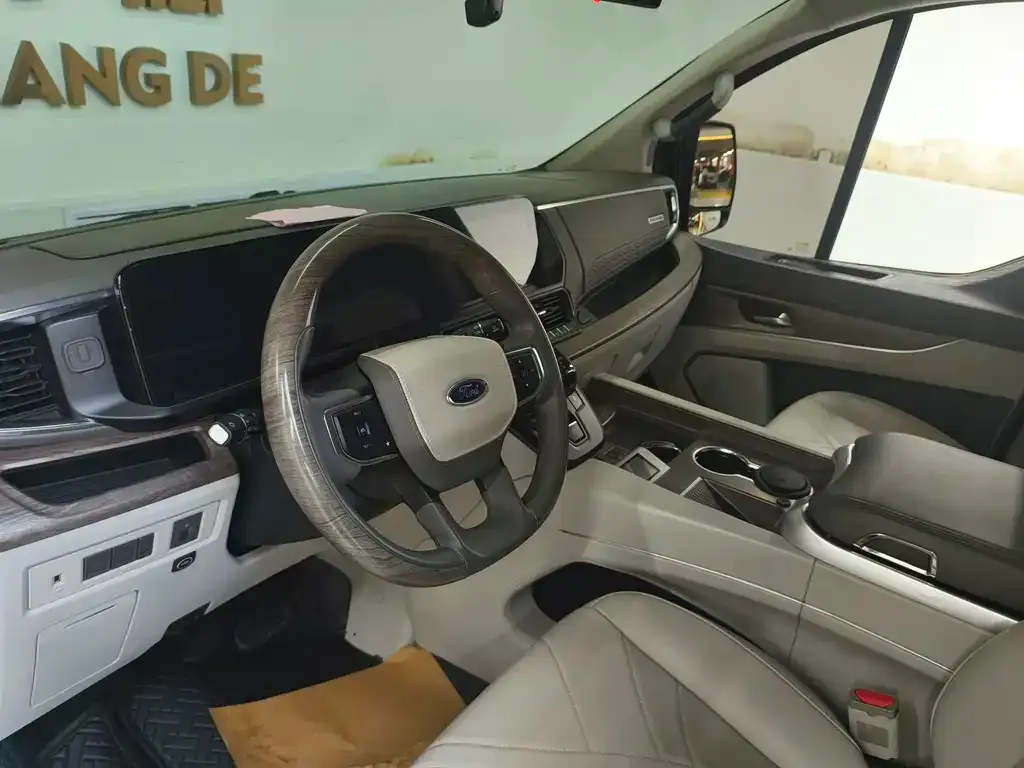 Ford Tourneo 2024 из CN, фото 9