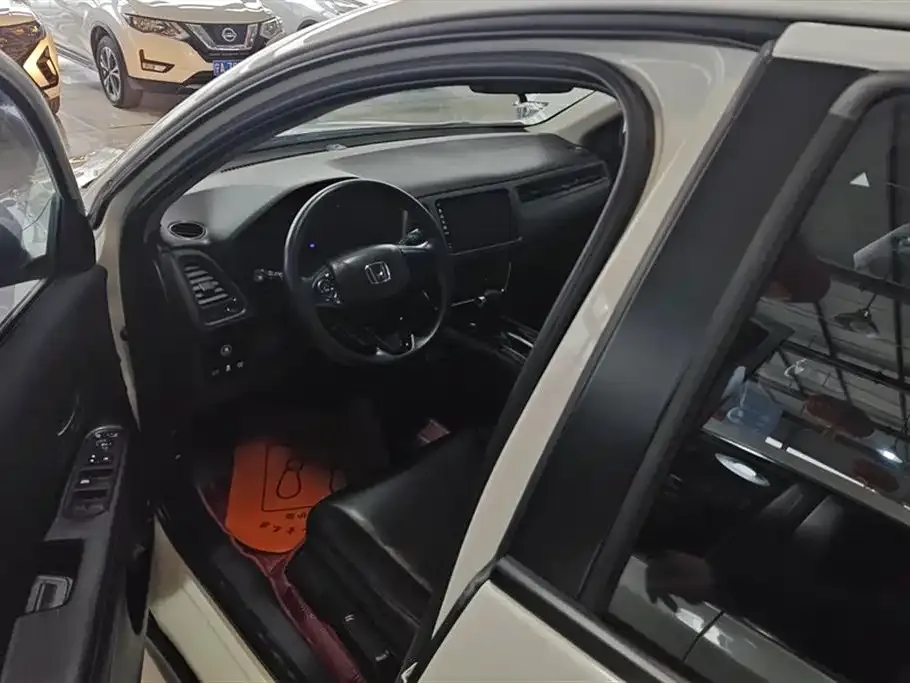 Honda Vezel 2021 из CN, фото 9