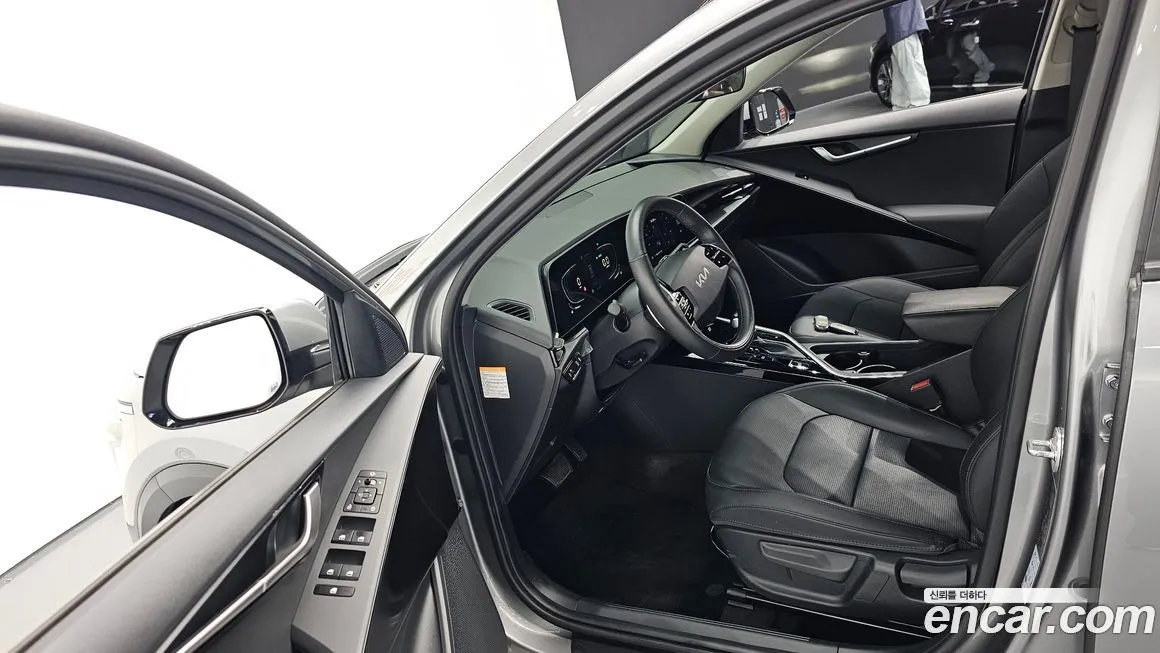 Kia Niro 2023 из KR, фото 10