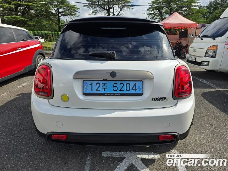 Mini Cooper 2024 из KR, фото 4