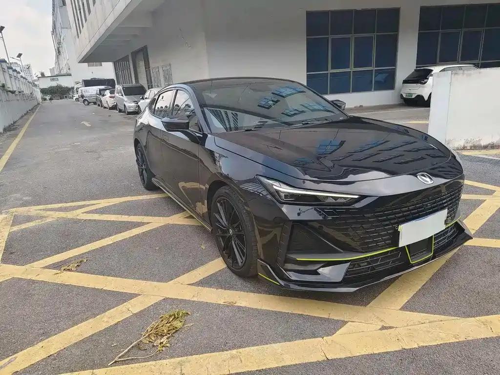 Changan UNI-V 2022 из CN, фото 2
