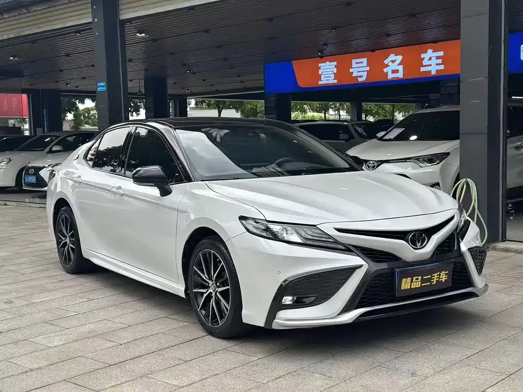 Toyota Camry 2022 из CN, фото 6