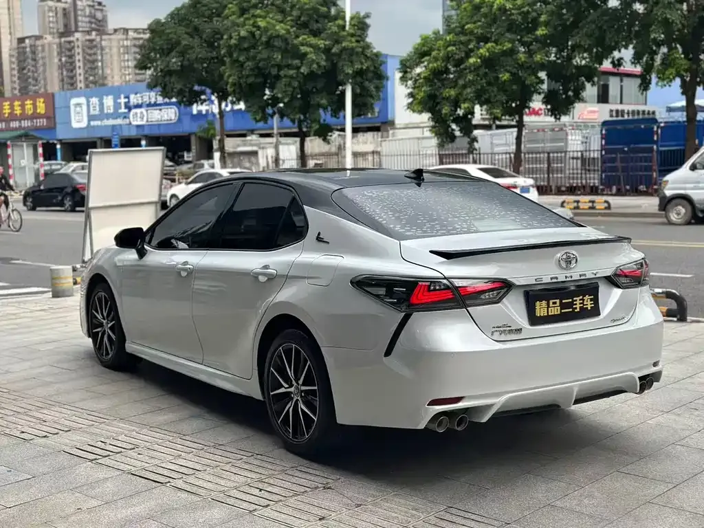 Toyota Camry 2022 из CN, фото 9