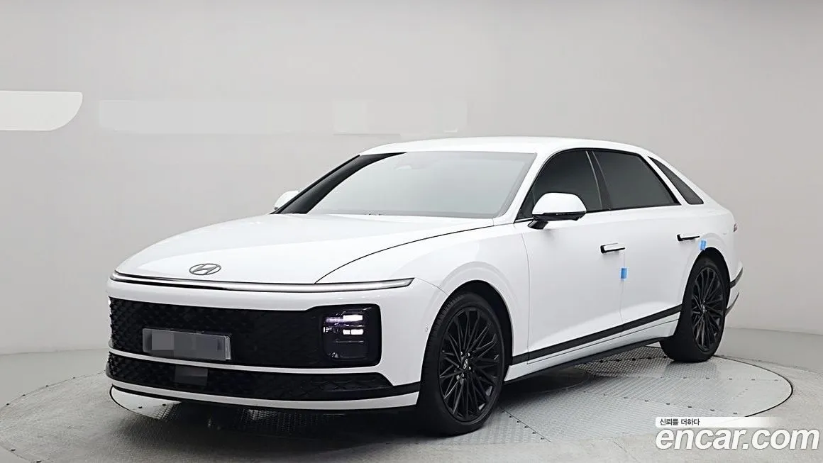 Hyundai Grandeur 2023 из KR, фото 1