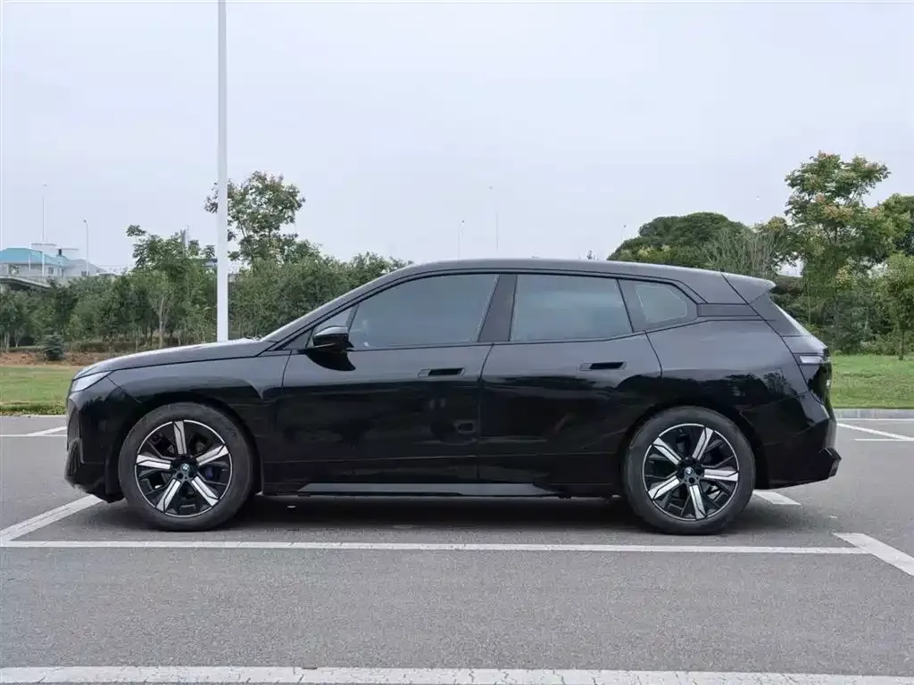 BMW iX 2023 из CN, фото 5