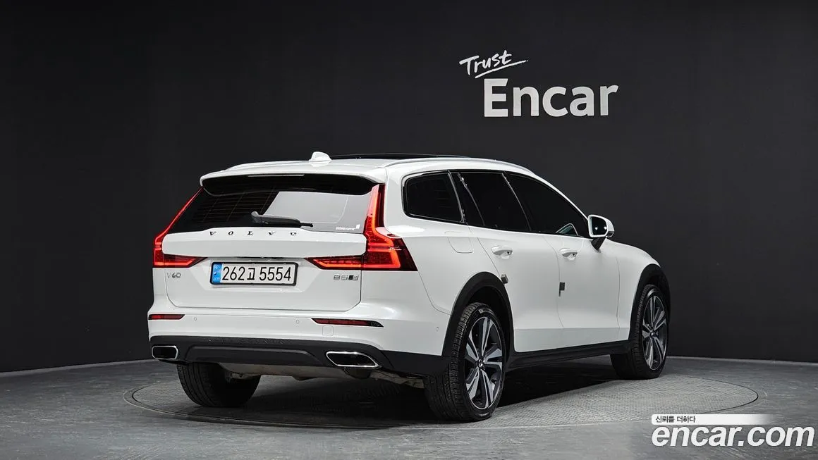 Volvo V60 — фото 2