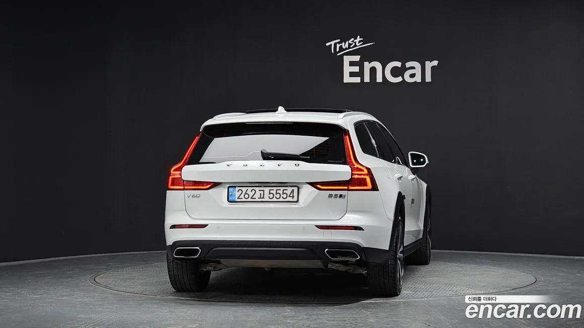 Volvo V60 — фото 4