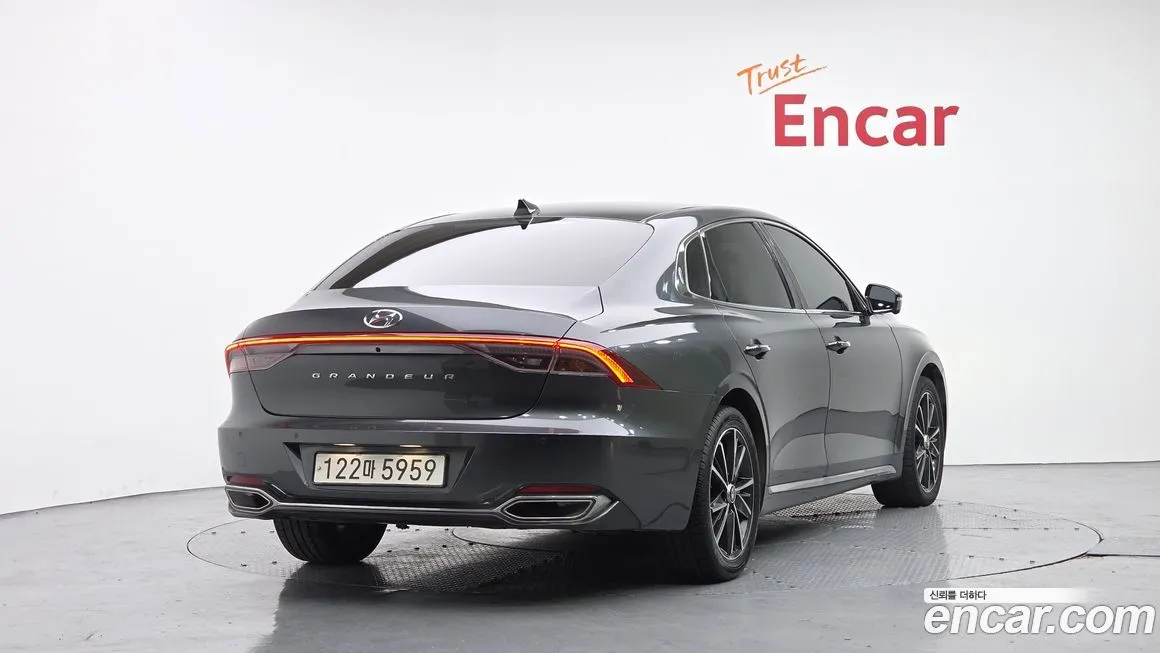 Hyundai Grandeur 2022 из KR, фото 4