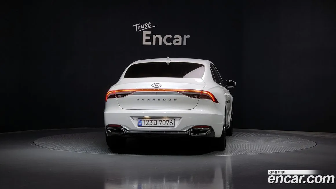 Hyundai Grandeur 2022 из KR, фото 4