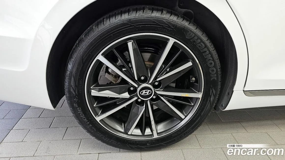 Hyundai Grandeur 2022 из KR, фото 5