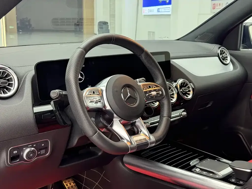 Mercedes-Benz GLA AMG 2023 из CN, фото 9