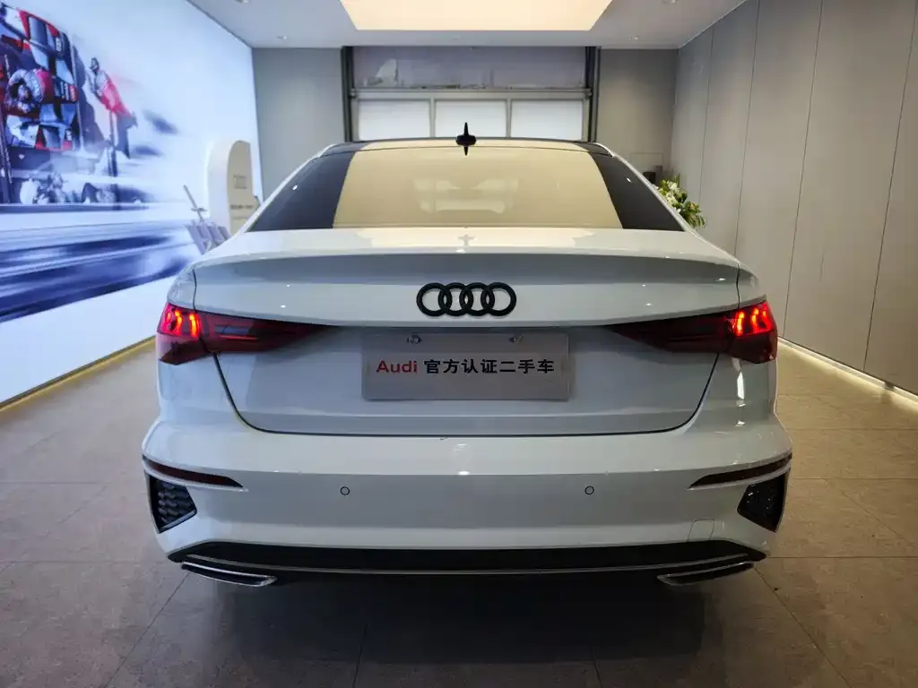 Audi A3 2023 из CN, фото 4