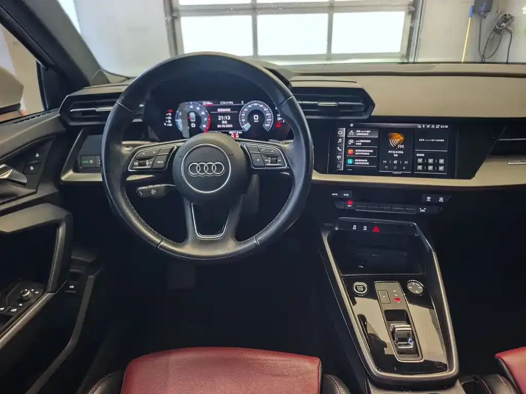 Audi A3 2023 из CN, фото 8