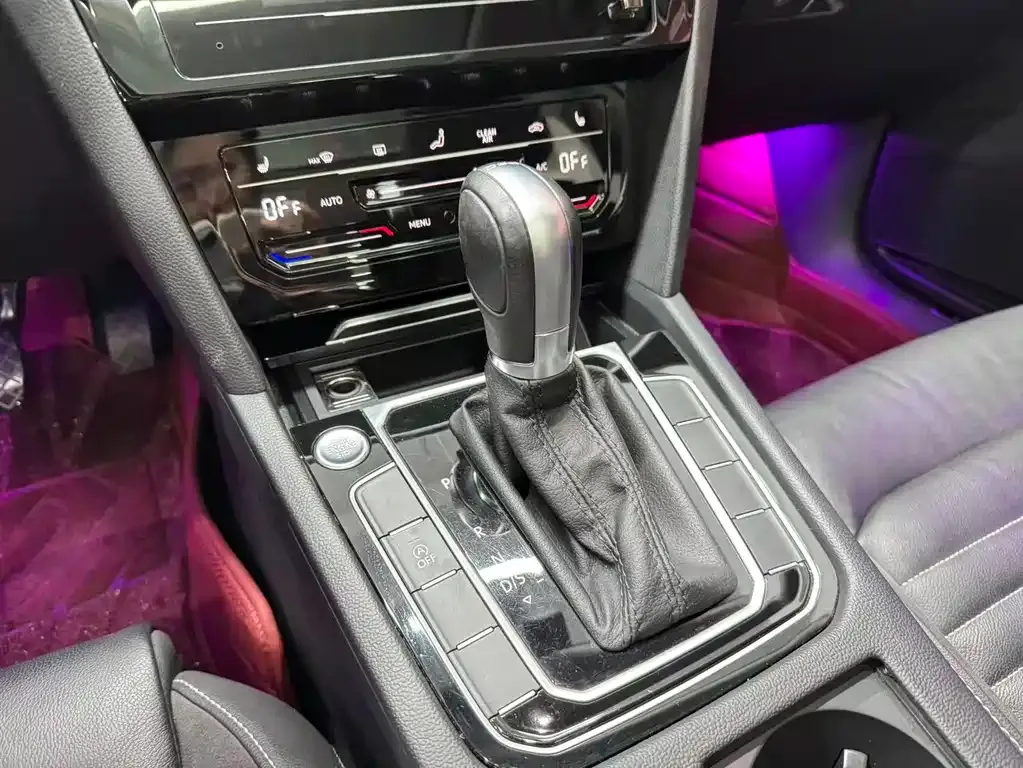 Volkswagen Magotan 2021 из CN, фото 10